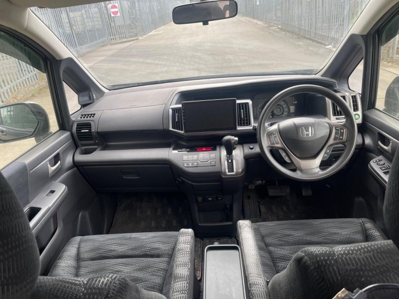 HONDA STEPWAGON