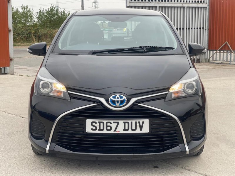 TOYOTA YARIS 1.5 VVT-h Active E-CVT Euro 6 (s/s) 5dr