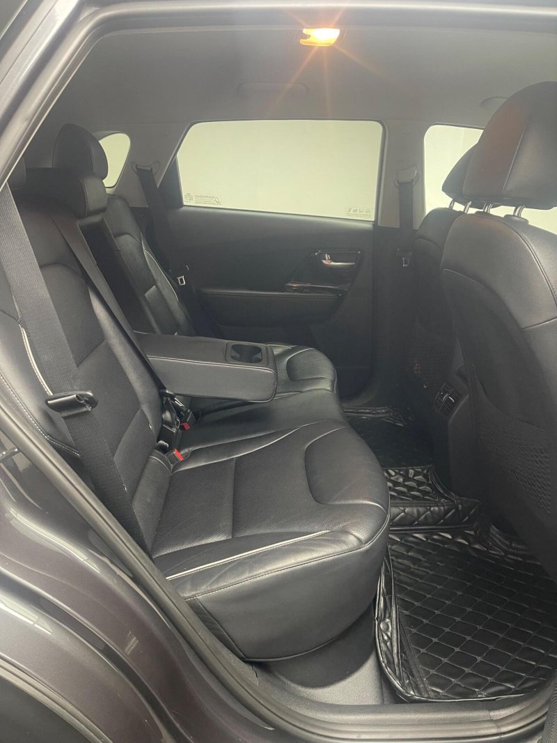 KIA NIRO